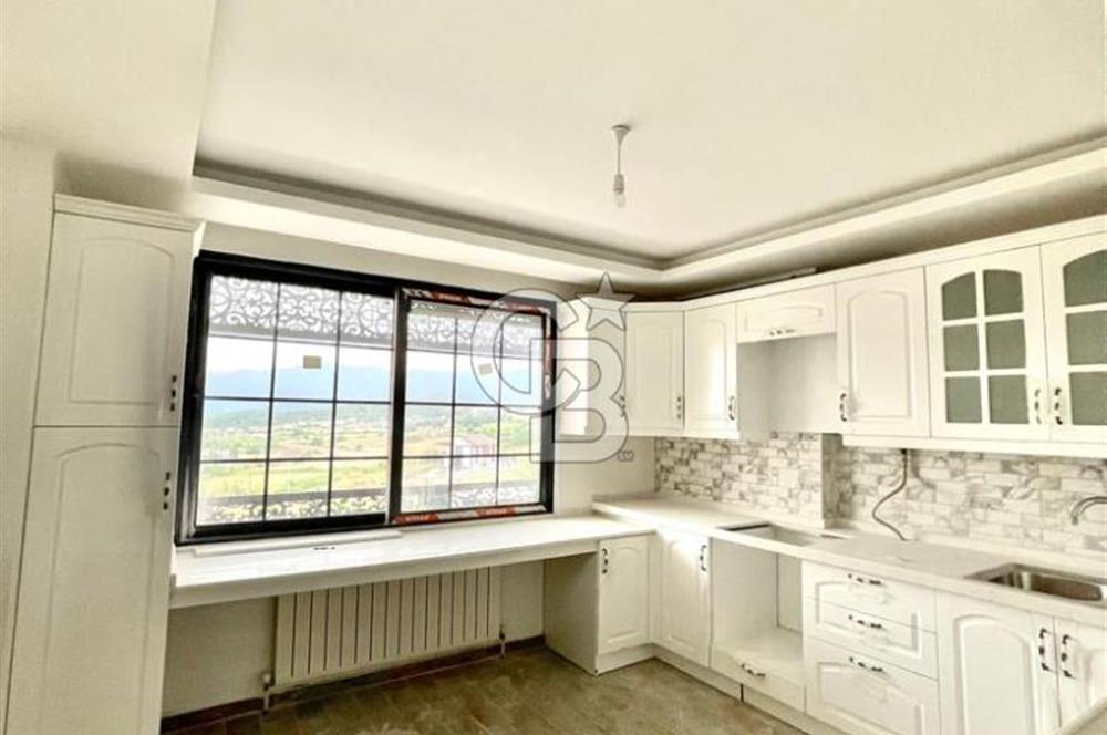 Yalova Termal Akköyde Satılık 5+2 Lüks  Tripleks Villa!