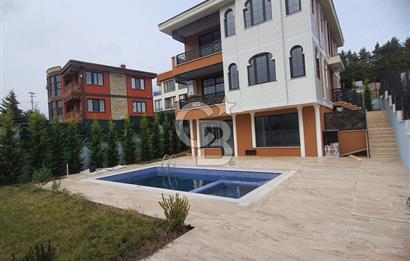 Yalova Termal Akköyde Satılık 5+2 Lüks  Tripleks Villa!