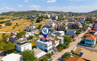Yenifoça Cumhuriyet Mah. Satılık 3+1 Teraslı Villa