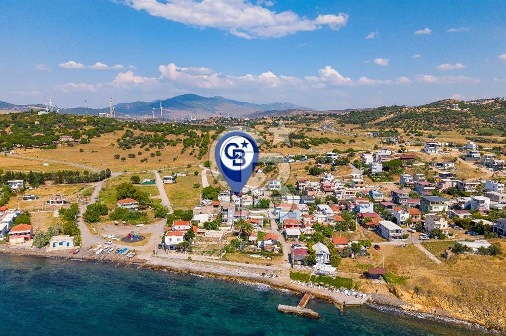 Yenifoça Cumhuriyet Mah. Satılık 3+1 Teraslı Villa