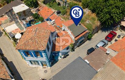 Yenifoça'nın En İşlek Caddesinde 48 m2 Dükkan