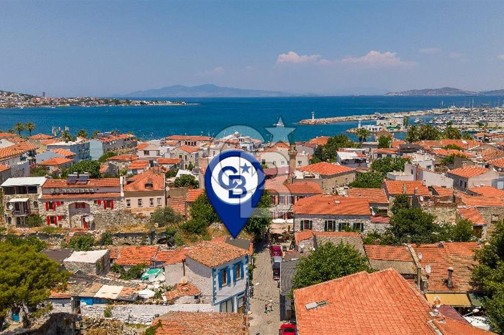 Yenifoça'nın En İşlek Caddesinde 48 m2 Dükkan