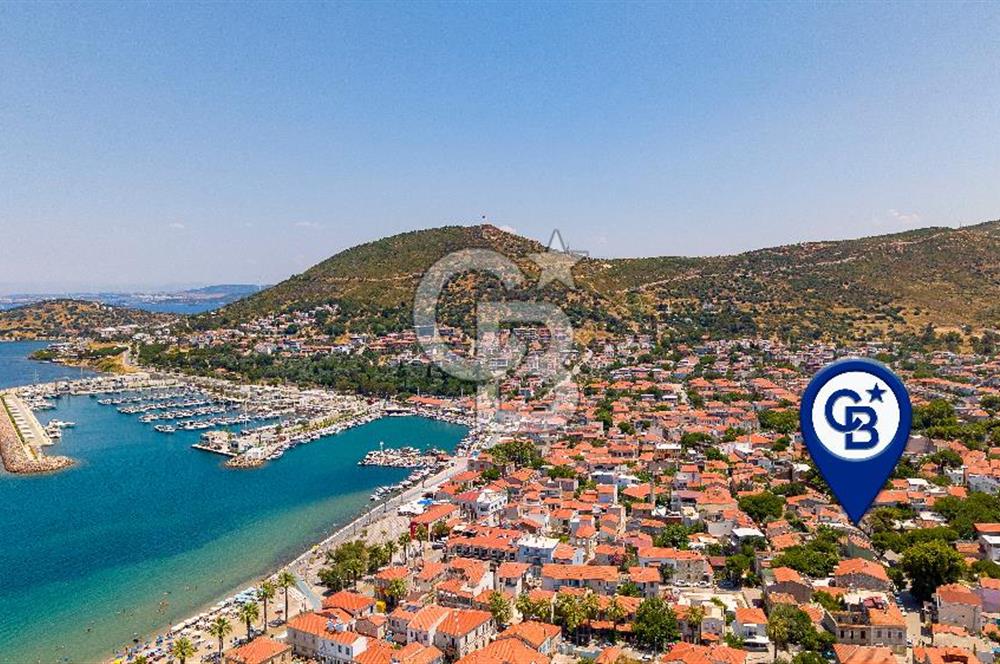 Yenifoça'nın En İşlek Caddesinde 48 m2 Dükkan