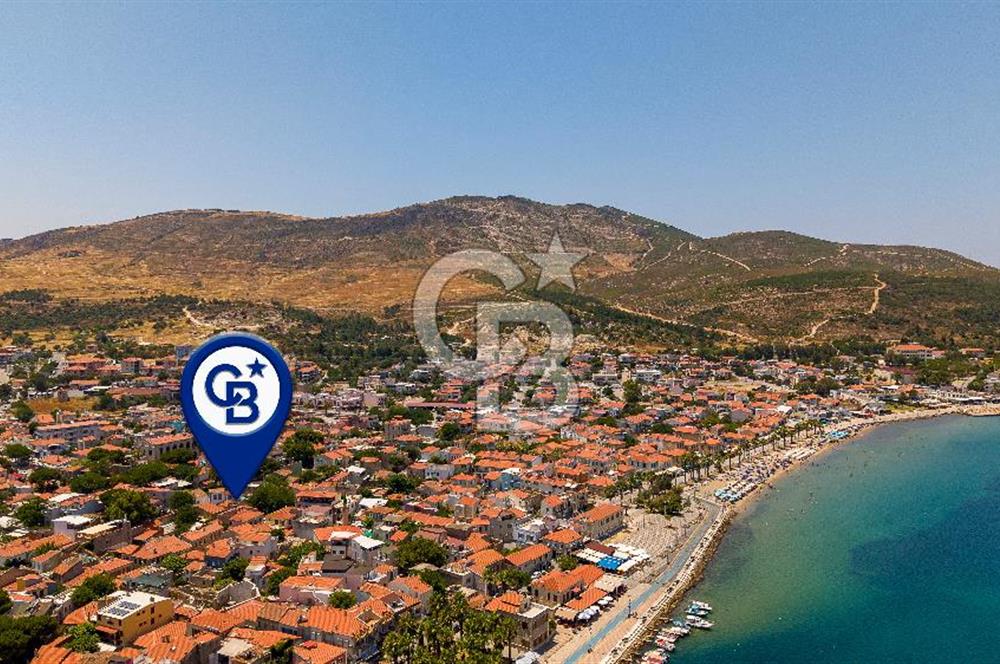 Yenifoça'nın En İşlek Caddesinde 48 m2 Dükkan