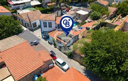 Yenifoça'nın En İşlek Caddesinde 48 m2 Dükkan