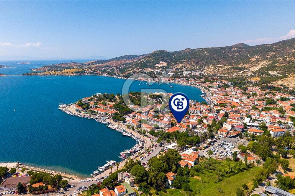 Foça'da Satılık Restorasyonlu Masrafsız Taş Ev