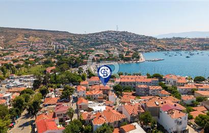 Foça'da Satılık Restorasyonlu Masrafsız Taş Ev