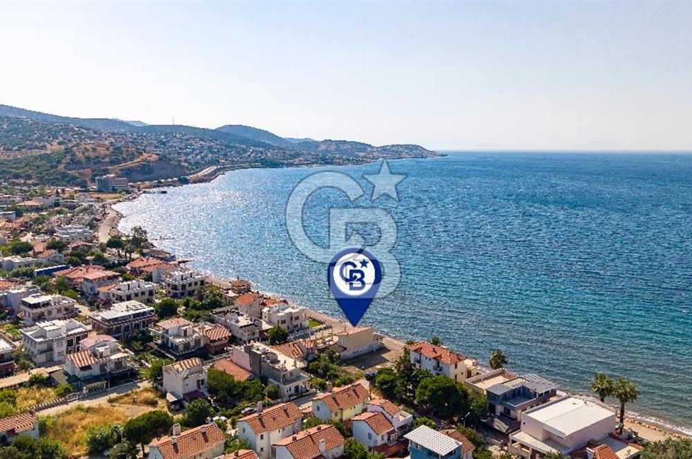 Yenifoça Gencelli'de Denize Sıfır Satılık 2+1 Villa