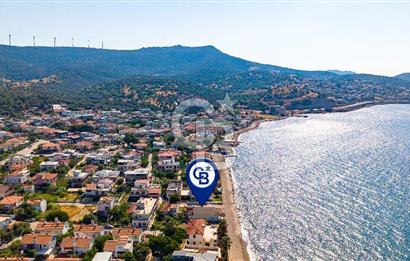 Yenifoça Gencelli'de Denize Sıfır Satılık 2+1 Villa
