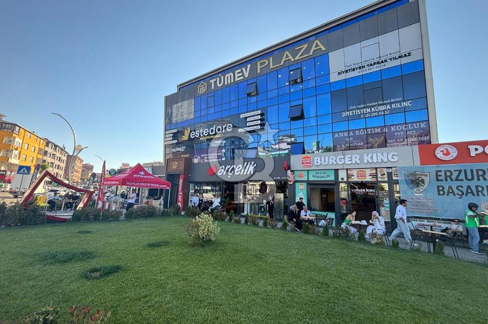 DARICA İSTASYON CADDESİNDE ÇATI PİYESLİ PRESTİJLİ DUBLEKS OFİS