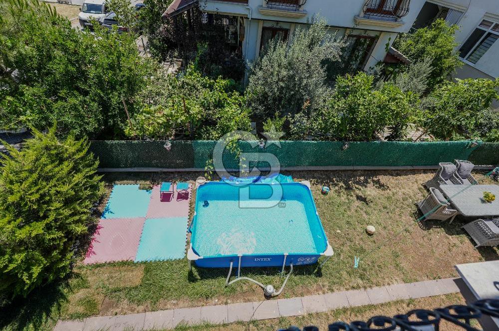 DİKİLİ SALİMBEY'DE 5+1 TERASLI MÜSTAKİL 420m2 SATILIK BAHÇELİ VİLLA