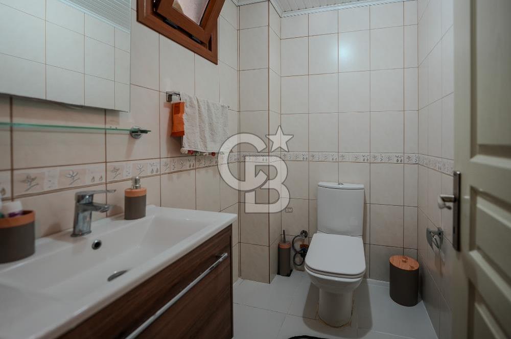 DİKİLİ SALİMBEY'DE 5+1 TERASLI MÜSTAKİL 420m2 SATILIK BAHÇELİ VİLLA