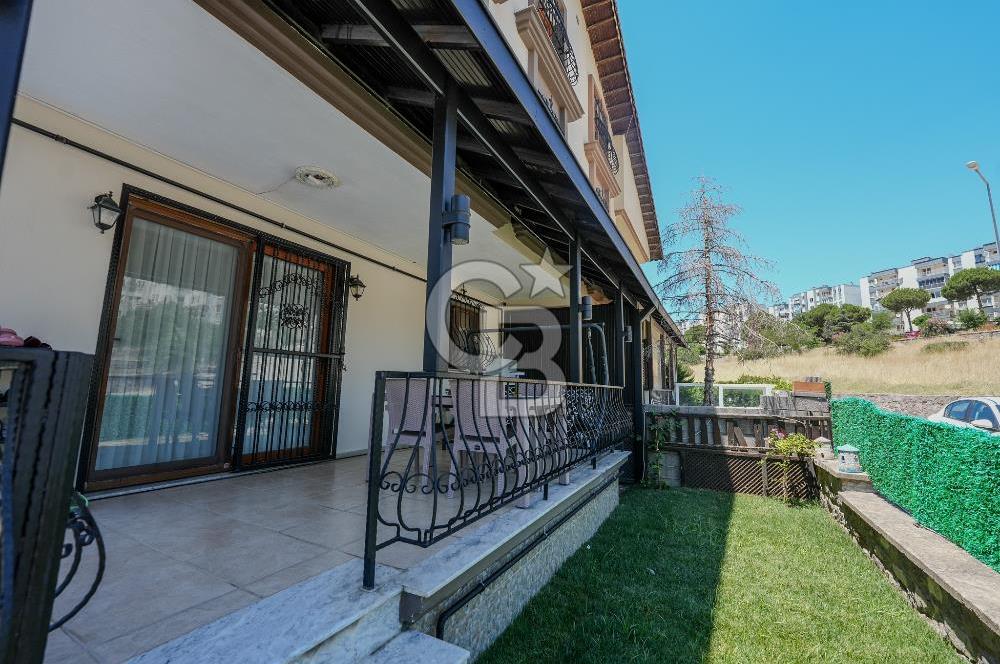 DİKİLİ SALİMBEY'DE 5+1 TERASLI MÜSTAKİL 420m2 SATILIK BAHÇELİ VİLLA