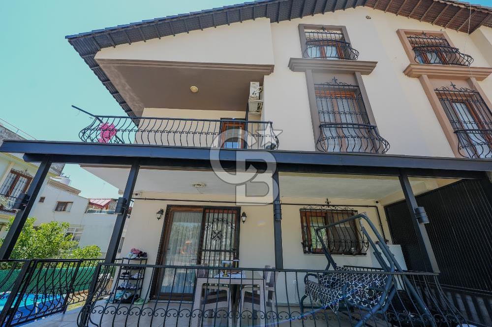 DİKİLİ SALİMBEY'DE 5+1 TERASLI MÜSTAKİL 420m2 SATILIK BAHÇELİ VİLLA