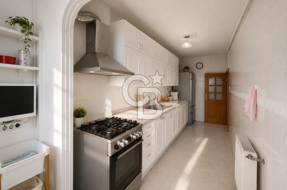 Üsküdar Zeynep Kamil Satılık 2+1 Boş Satılık Daire