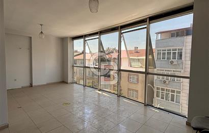 MERKEZİ KONUMDA CADDE CEPHELİ KİRALIK 2+0 OFİS FIRSATI