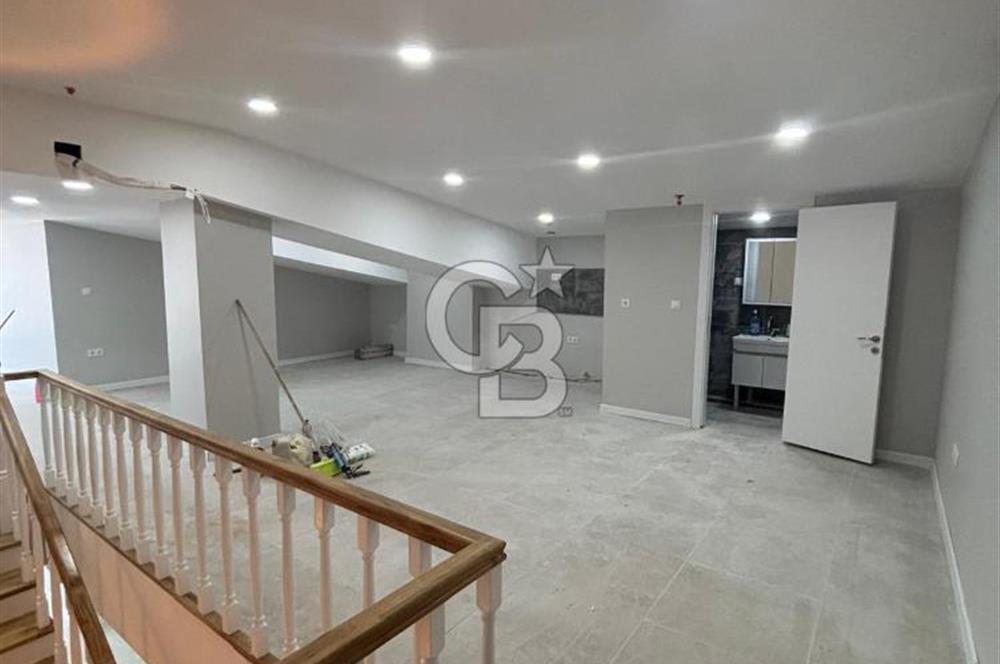 DARICA İSTASYON CADDESİNDE ÇATI PİYESLİ PRESTİJLİ DUBLEKS OFİS