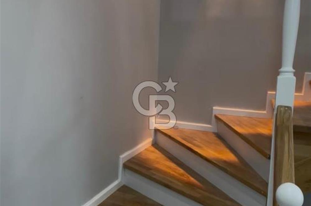 DARICA İSTASYON CADDESİNDE ÇATI PİYESLİ PRESTİJLİ DUBLEKS OFİS