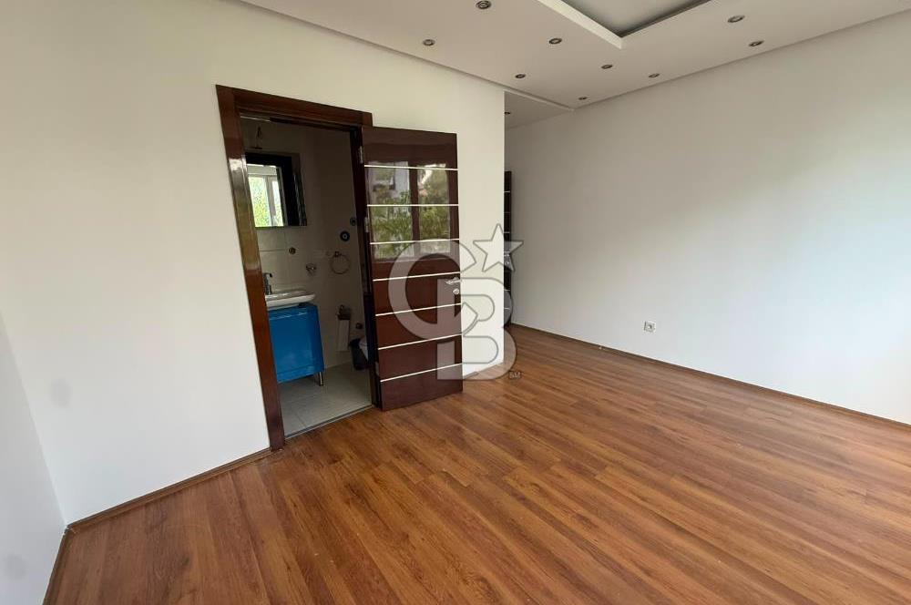 Florya Şenlikköy Prestijli Bina'da, Ara Kat 5+2 Kiralık Daire
