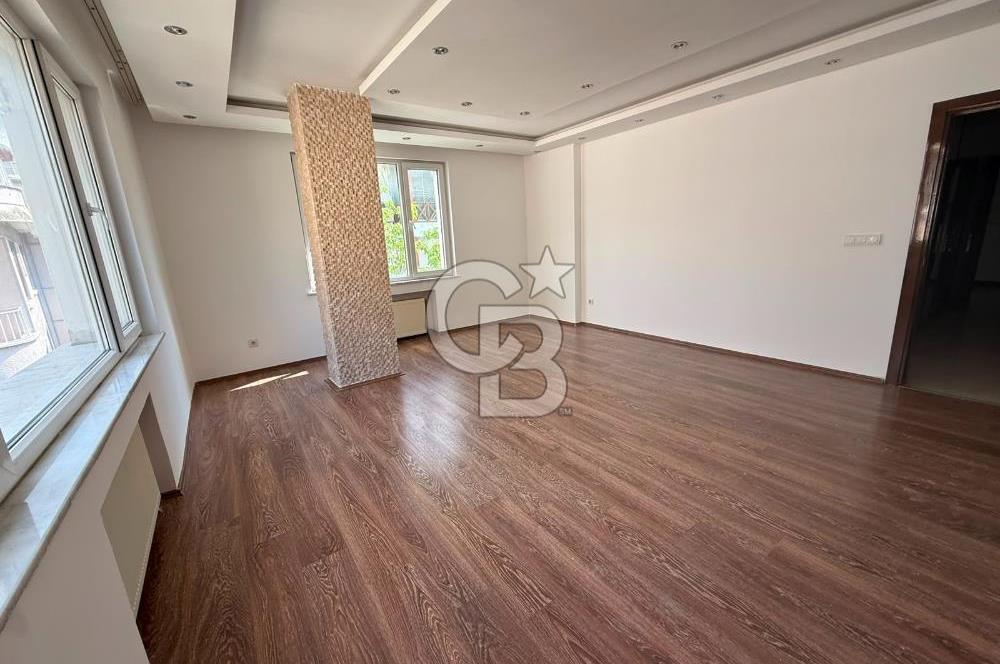 Florya Şenlikköy Prestijli Bina'da, Ara Kat 5+2 Kiralık Daire
