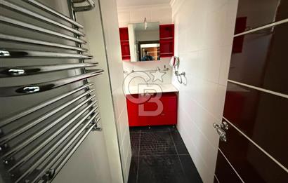 Florya Şenlikköy Prestijli Bina'da, Ara Kat 5+2 Kiralık Daire