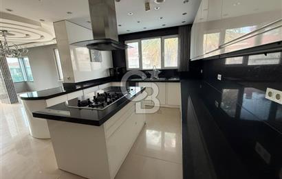 Florya Şenlikköy Prestijli Bina'da, Ara Kat 5+2 Kiralık Daire