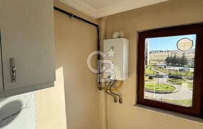 BALLIKUYUMCU SİTE DE 3+1 BOŞ OTURUMA HAZIR 170 M² KİRALIK DAİRE