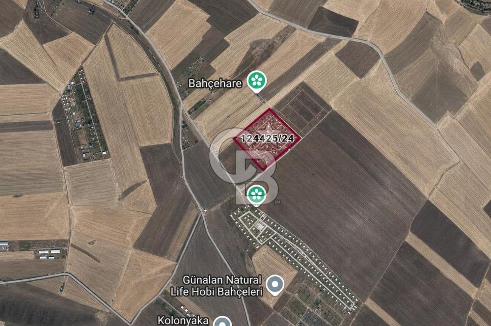 Gölbaşı Günalan Bahçehare'de 466 m² Köşe Parsel Bahçe