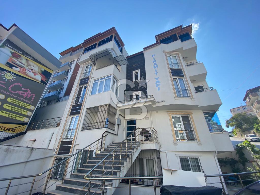 KÖRFEZ'DE ANA CADDE ÜZERİ 200M2 4+1 SATILIK ÇATI DUBLEKS DAİRE