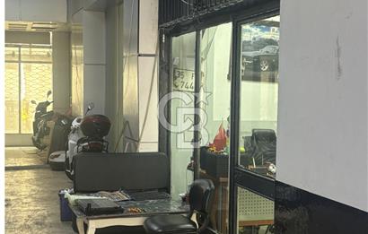 Bornova Çamdibi'nde Hazır Kiracılı Dükkan