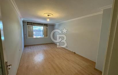 Karşıyaka Bahçelievler de Satılık Giriş Kat 2+1 Daire