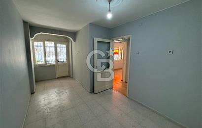 Karşıyaka Bahçelievler de Satılık Giriş Kat 2+1 Daire