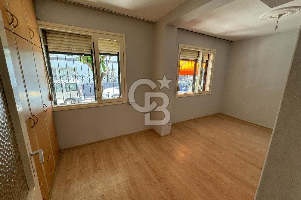 Karşıyaka Bahçelievler de Satılık Giriş Kat 2+1 Daire