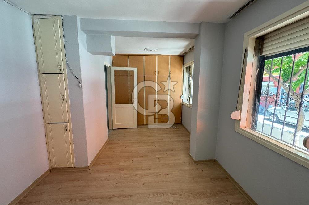 Karşıyaka Bahçelievler de Satılık Giriş Kat 2+1 Daire