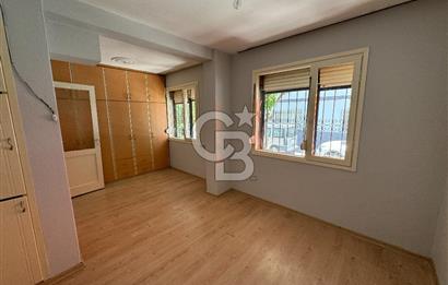Karşıyaka Bahçelievler de Satılık Giriş Kat 2+1 Daire