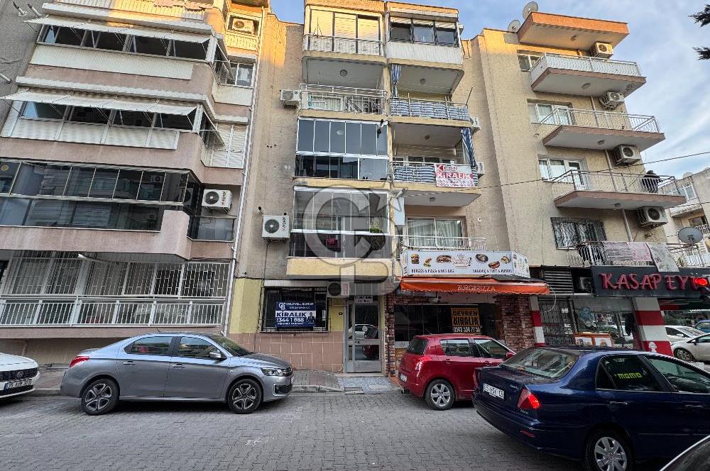 Karşıyaka Bahçelievler de Satılık Giriş Kat 2+1 Daire