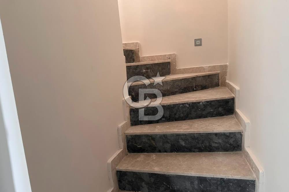 DİKİLİ SALİMBEY MAH. DENİZ MANZARALI 4+1 DUBLEX SATILIK DAİRE