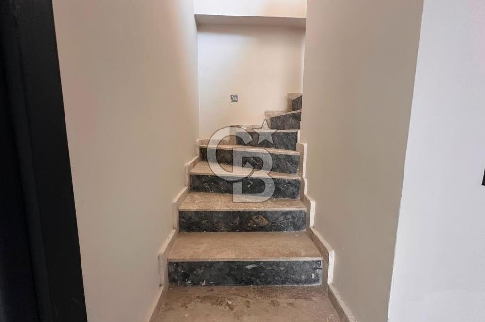 DİKİLİ SALİMBEY MAH. MERKEZİ KONUMLU 4+1 DUBLEX SATILIK DAİRE