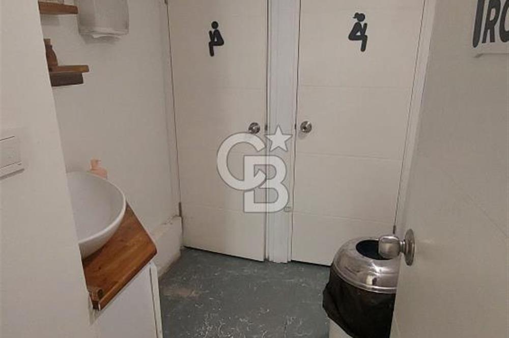 Bostanlı'da Devren Kiralık Butik Kafe 