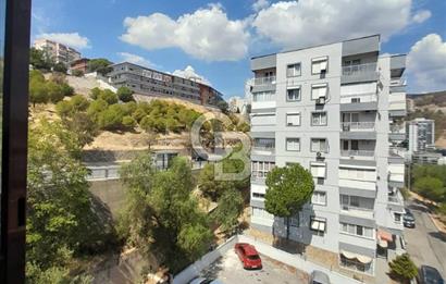 Egekent Çağdaş Sitesinde Asansörlü, Otoparklı, Klimalı