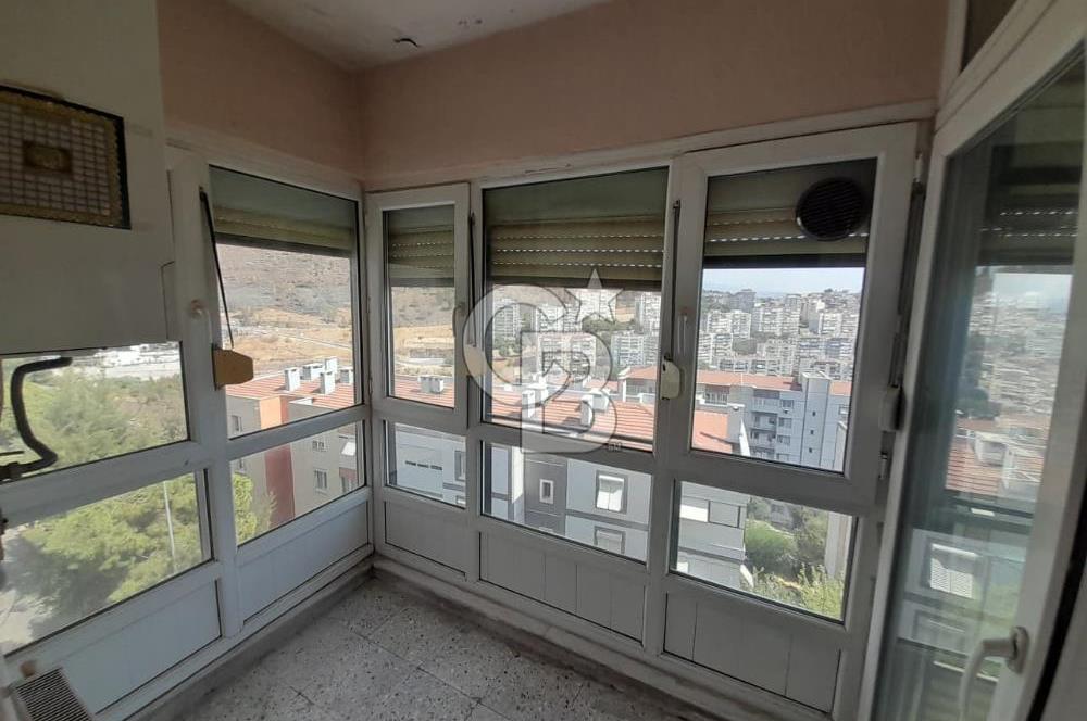 Egekent Çağdaş Sitesinde Asansörlü, Otoparklı, Klimalı