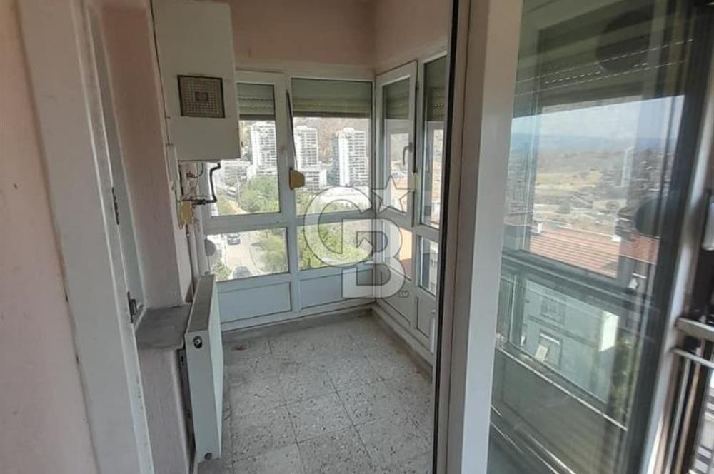 Egekent Çağdaş Sitesinde Asansörlü, Otoparklı, Klimalı