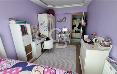 Buca da Güvenli Sitede Pırıl Pırıl Ebeveyn Banyolu Yeni Boyanmış Konforlu Ferah 3+1 Fırsat Daire