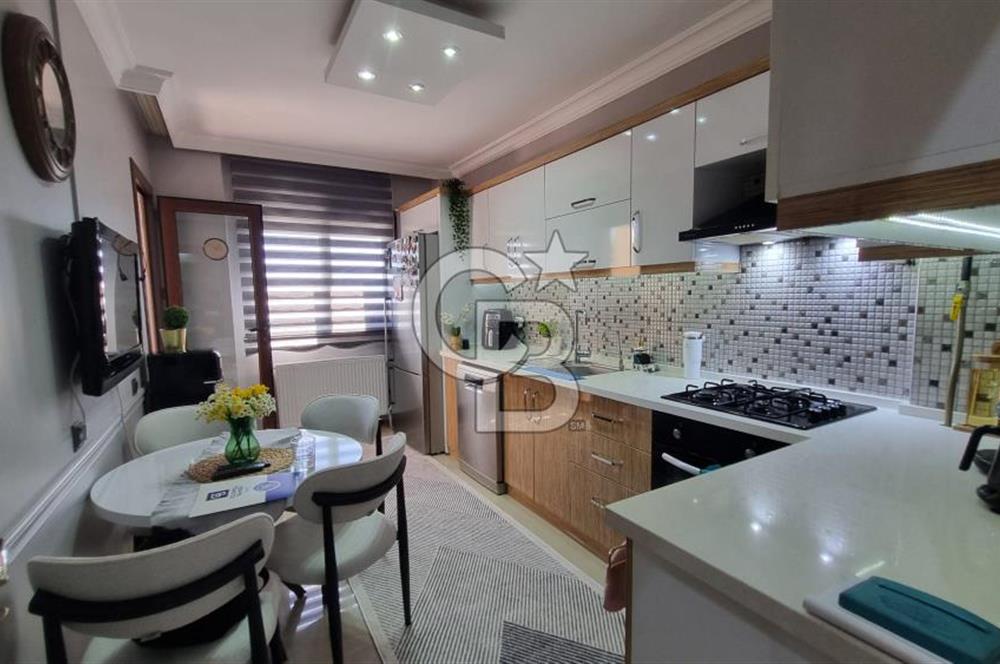 Buca da Güvenli Sitede Pırıl Pırıl Ebeveyn Banyolu Yeni Boyanmış Konforlu Ferah 3+1 Fırsat Daire