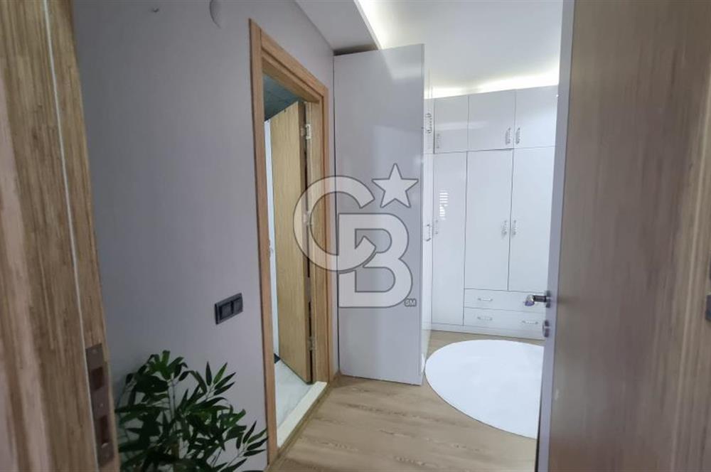 Buca da Güvenli Sitede Pırıl Pırıl Ebeveyn Banyolu Yeni Boyanmış Konforlu Ferah 3+1 Fırsat Daire