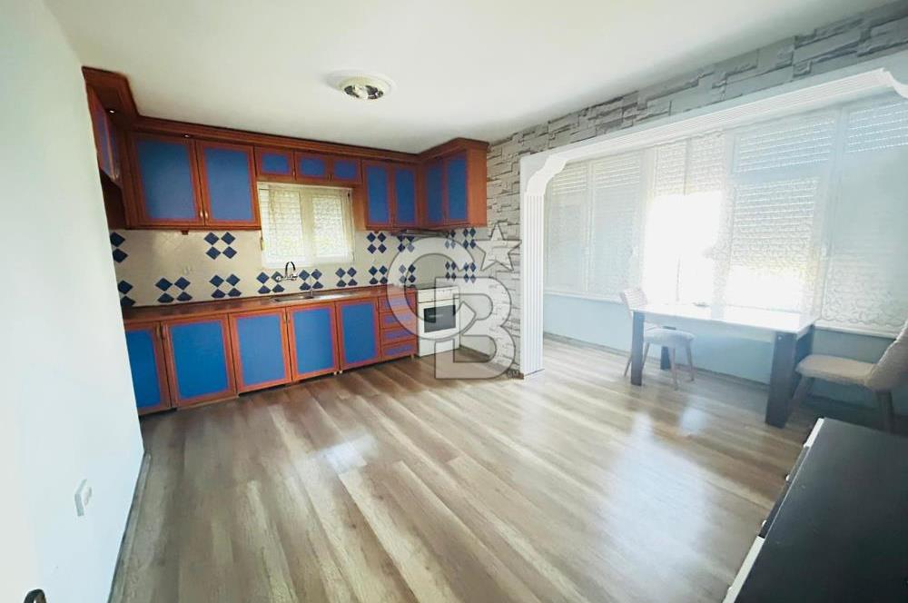 Ayvalık Küçükköy Gümrük Mahallesi'nde Eşyalı 2+1 Kiralık Daire