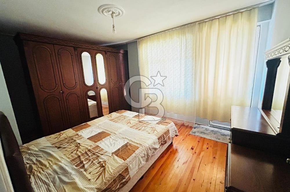 Ayvalık Küçükköy Gümrük Mahallesi'nde Eşyalı 2+1 Kiralık Daire