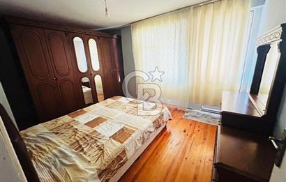 Ayvalık Küçükköy Gümrük Mahallesi'nde Eşyalı 2+1 Kiralık Daire