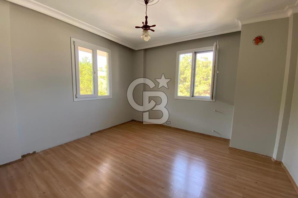 Ayvalık Küçükköy Gümrük Mahallesi'nde Geniş Kiralık 3+1 Daire