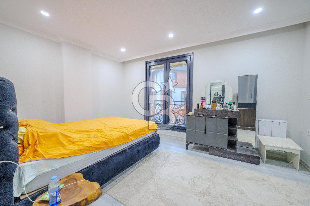 Gayrettepe'de Sıfır Binada Satılık 2+1 Daire, 105 m²,